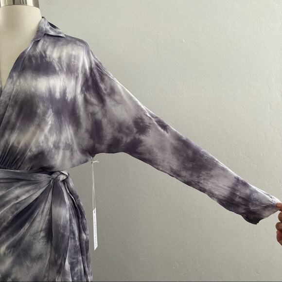 Young Fabulous & Broke Raine Tie-Dye Wrap Mini Dress Elastic Purple Size XS NWT - Picture 7 of 16